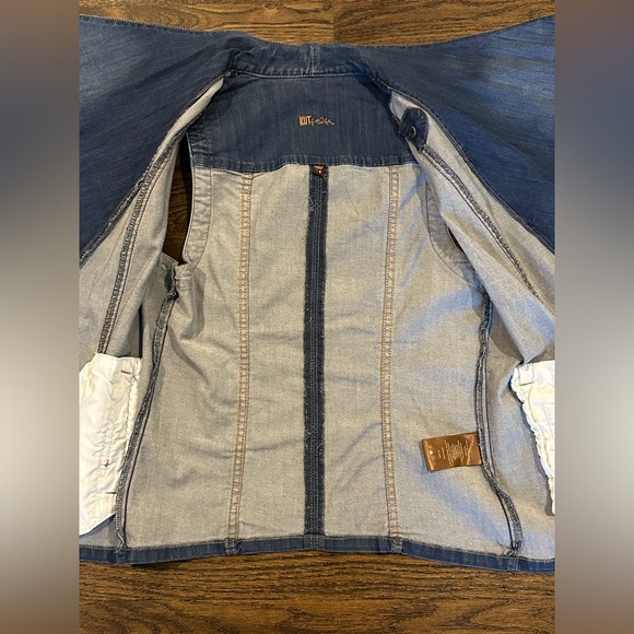 Kut From The Kloth Denim Vest Size M Western Asymmetrical Snap Button Layering - Picture 4 of 6